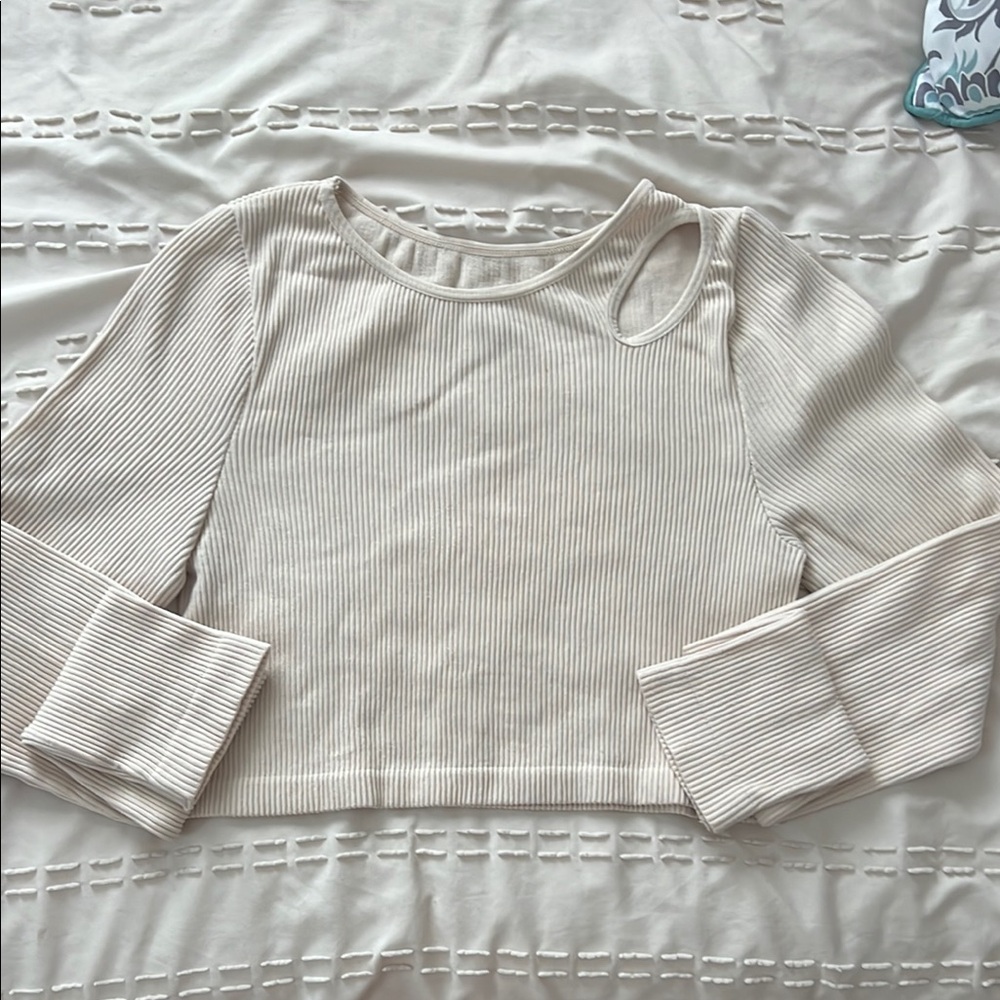 Athletic Cream Ribbed Cropped Sleeve Top